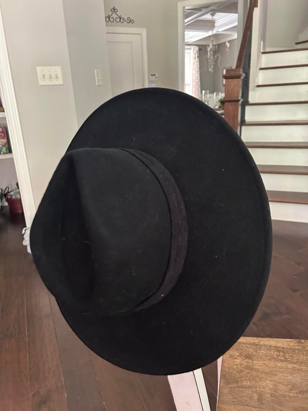 Black Wide-Brim Fedora Hat